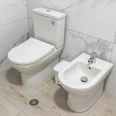Infinite 680 Apartment