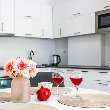 Infinite 680 Durres