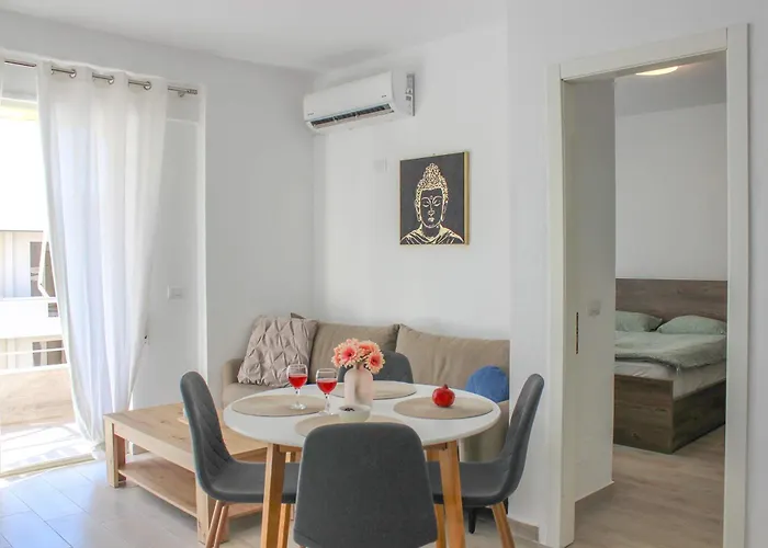 Infinite 680 公寓 *